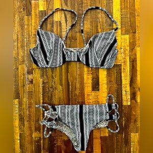 Acacia Tribal print bikini